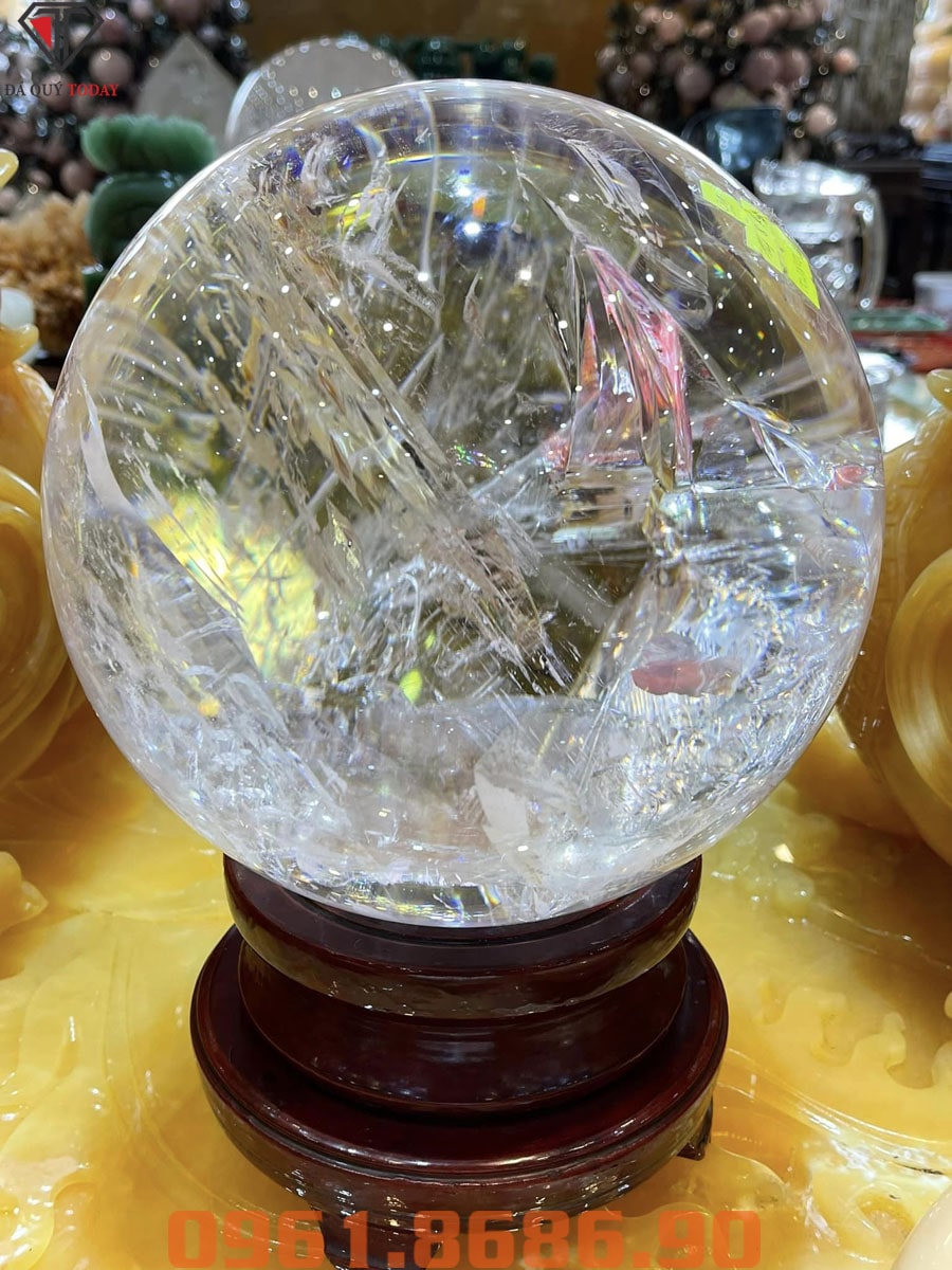 Quả cầu đá thạch anh trắng